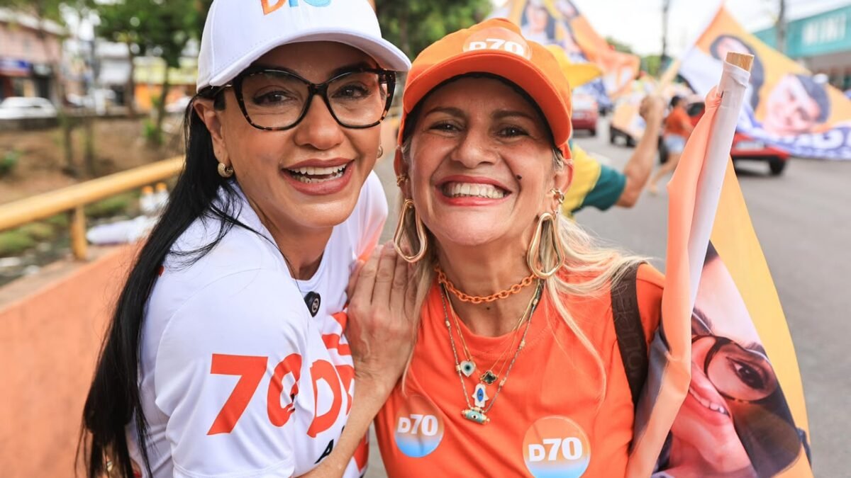 Na Compensa, Dra. Shádia ouve apoiadora que espera há três anos por cirurgia e acredita em mudança na saúde