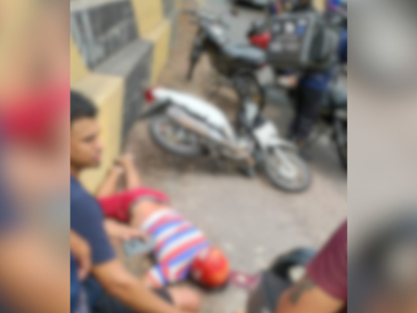 Homem morre após perder o controle da moto em frente à Rodoviária de Manaus
