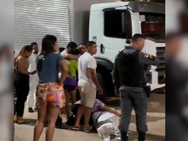 Pais entram em desespero ao encontrar filho de 17 anos morto em acidente