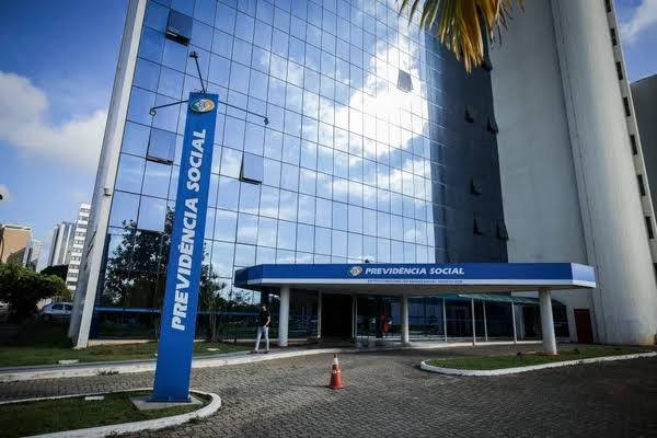INSS 2026: veja quem pode se aposentar e como pedir o benefício