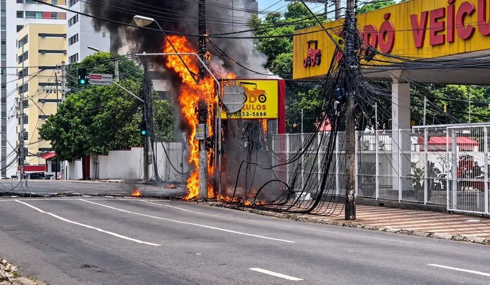 Crise na rede elétrica de Manaus revela fragilidades históricas