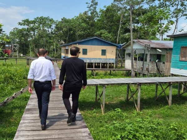 Ministério Público aponta falhas em escola rural de Carauari