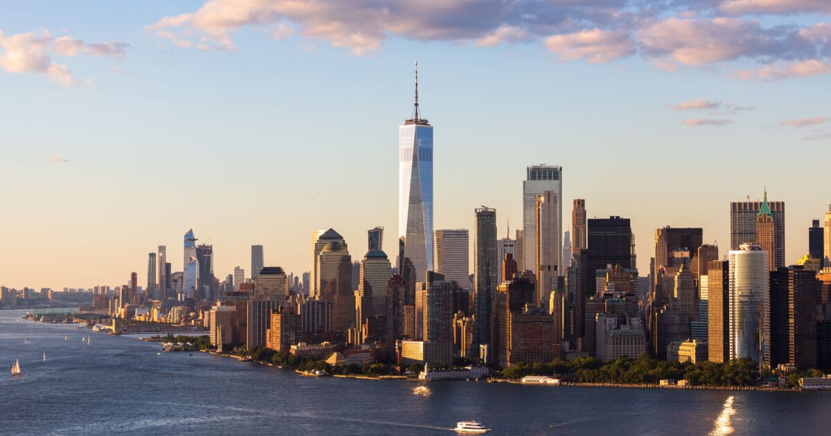Torres de Nova York passam por limpeza após surto de bactéria