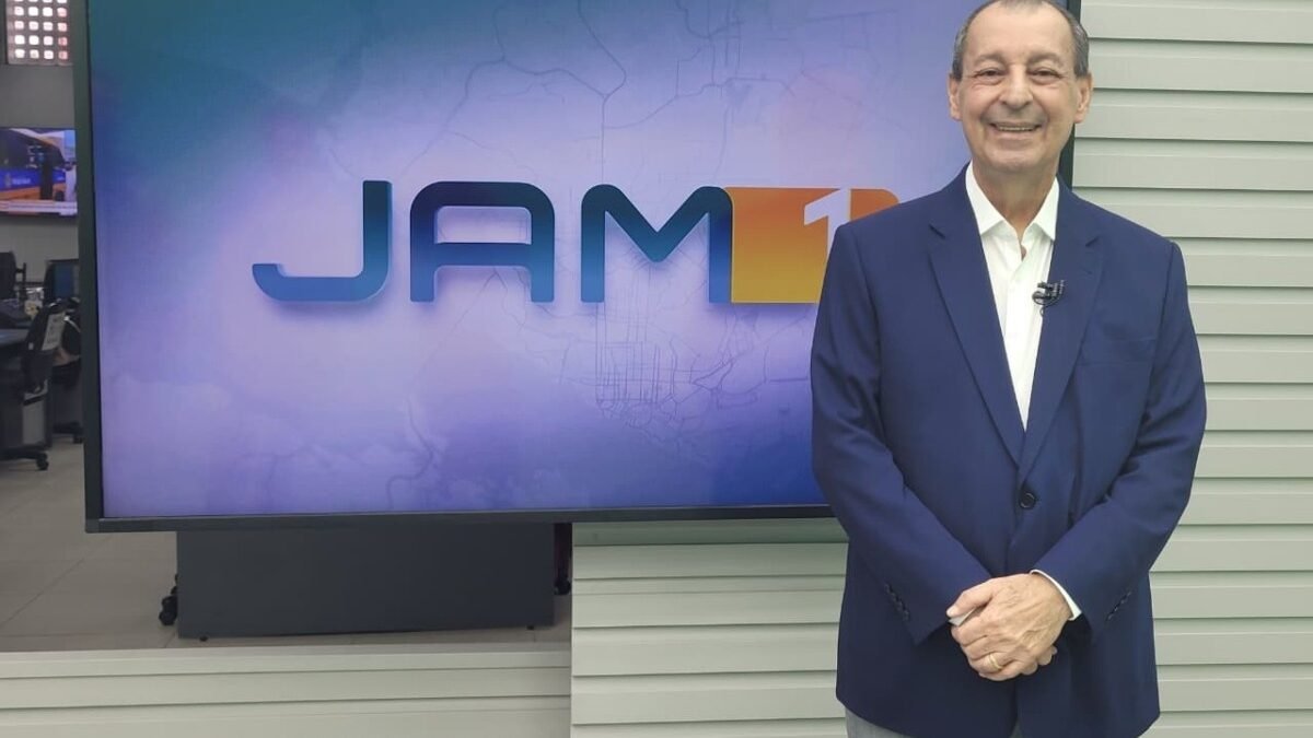 Omar Aziz defende fim da escala 6×1 em sabatina no Amazonas