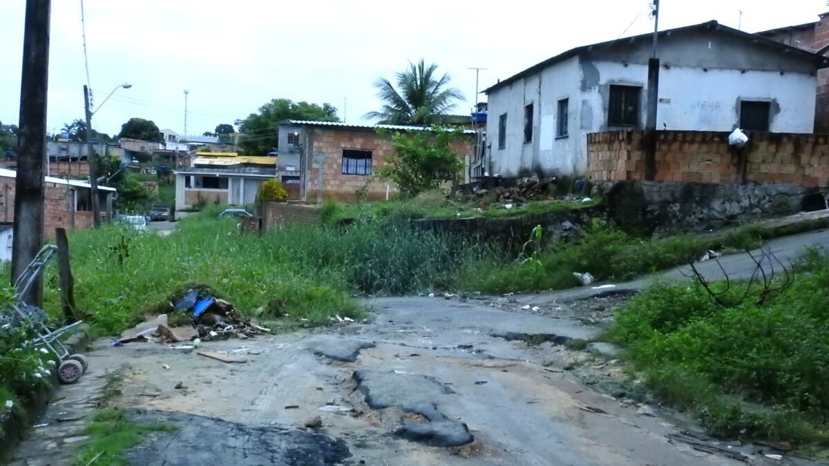 Taxa de esgoto é suspensa para imóveis sem ligação em Manaus