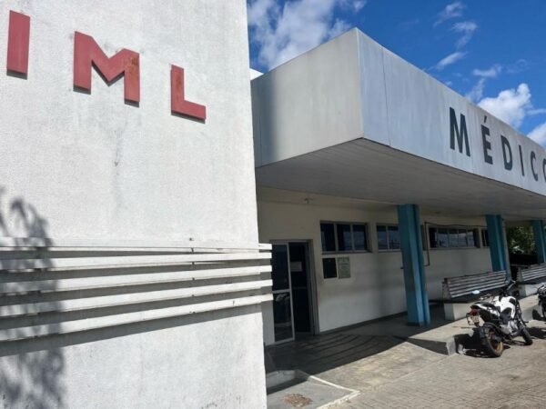 Idosa de 68 anos morre atropelada na Avenida Constantino Nery