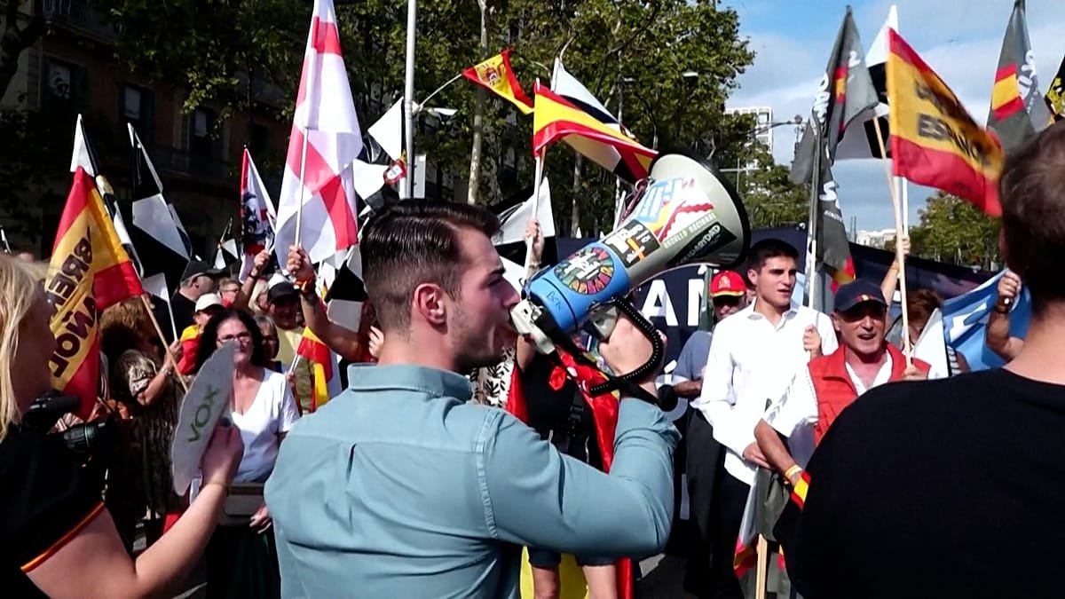Espanha celebra Dia Nacional sob debates de soberania e imigração