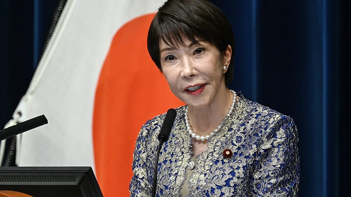 Primeira premiê do Japão relata rotina extra de cuidados