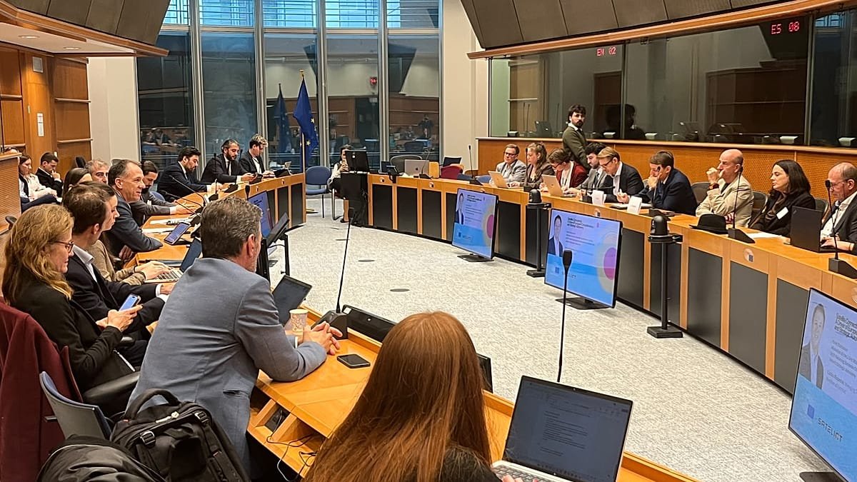 Desafios financeiros marcam o futuro espacial da Europa