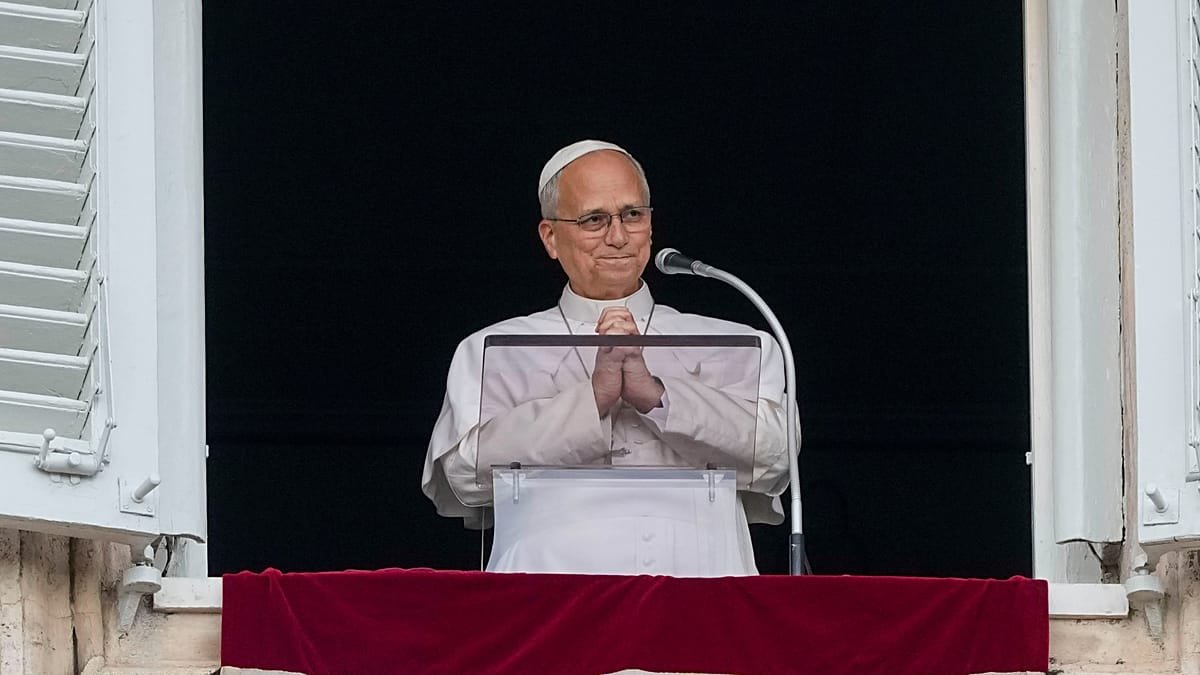 Papa Leão XIV agradece apoio após alta hospitalar no Vaticano