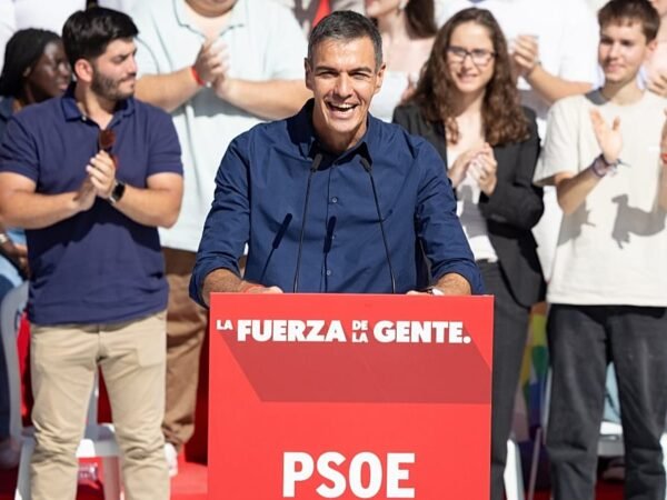 Pedro Sánchez inicia campanha na Espanha com foco em habitação