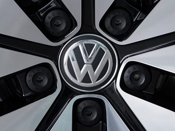 Volkswagen anuncia novo recall global por falha em baterias