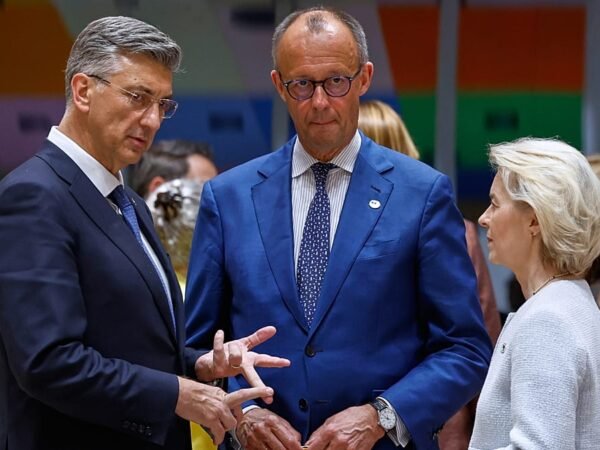 Alemanha pressiona Croácia a resolver atritos com Montenegro na UE