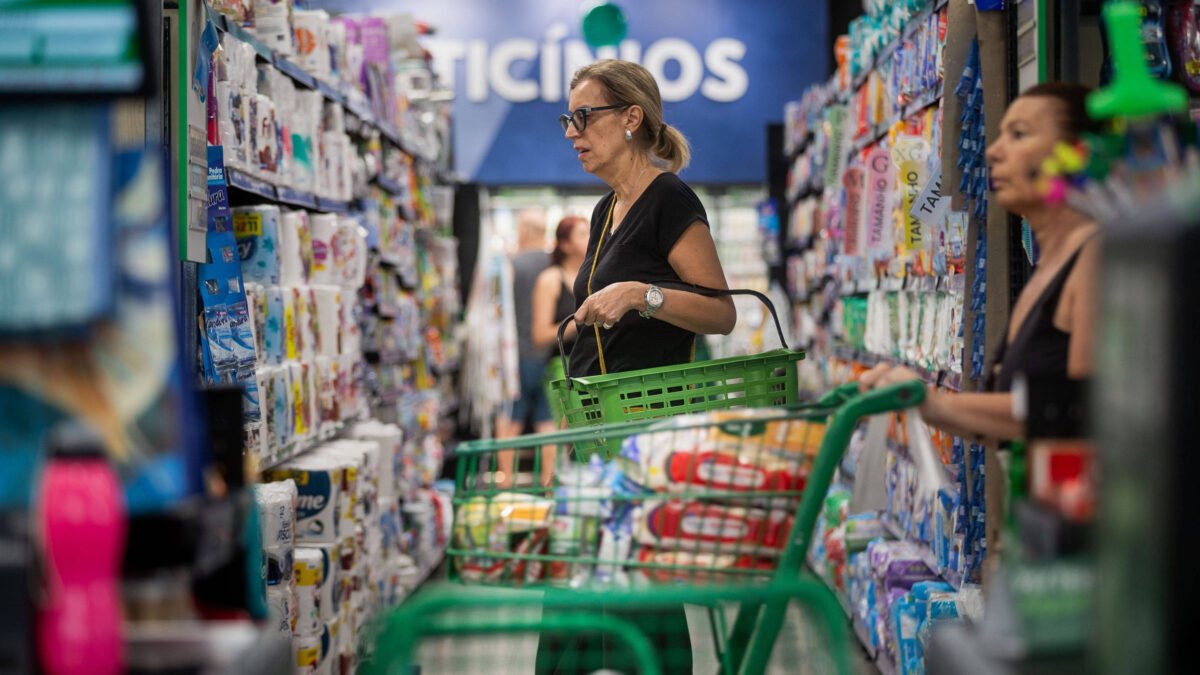 Mercado financeiro eleva projeção da inflação para o próximo ano