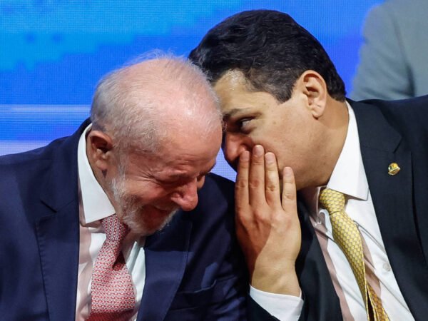Alcolumbre agenda votação da PEC da escala 6×1 para a próxima terça-feira