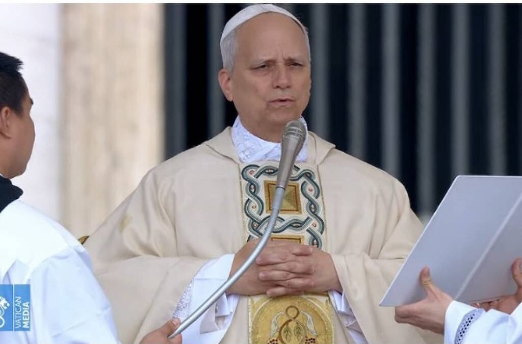 Papa Leão 14 passa bem pela segunda noite no hospital em Roma