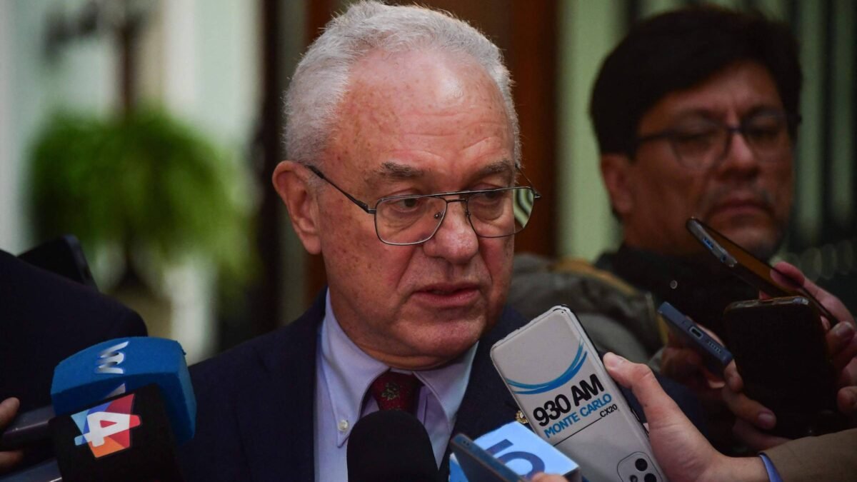 Uruguai descarta aproximação com a Venezuela de Delcy Rodríguez