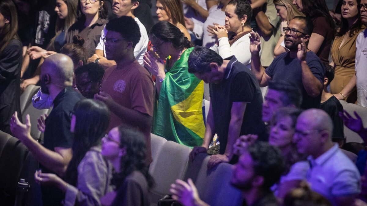 Estudo aponta que propaganda eleitoral ocorre em apenas 3% das igrejas