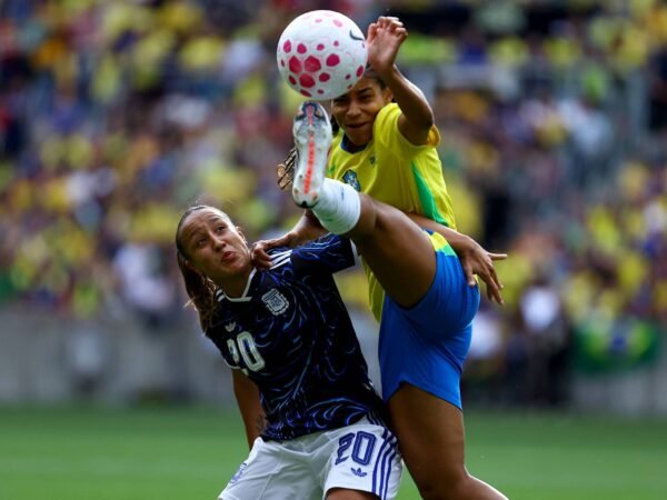 Brasil e Argentina se enfrentam em amistoso feminino nesta terça-feira