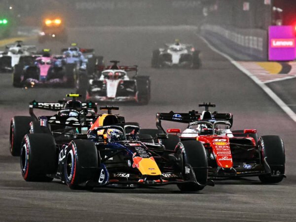 Max Verstappen conquista pole e vence o GP de Singapura de F1