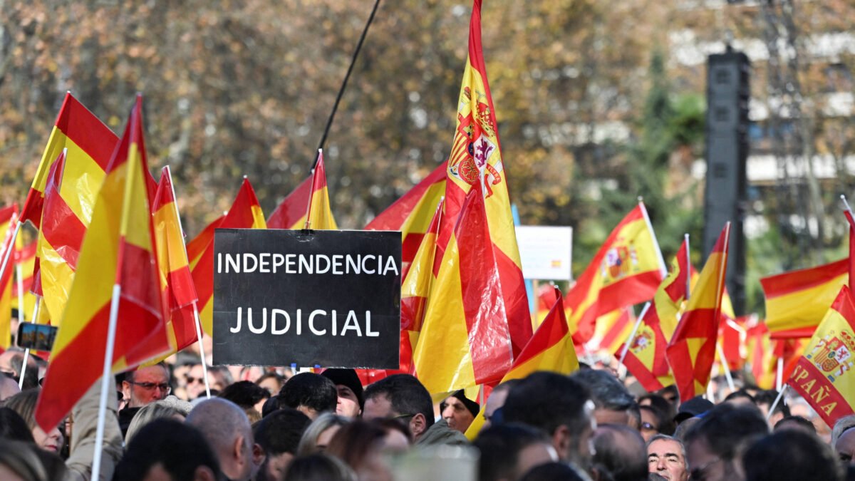 Espanhóis no exterior podem perder direito de voto em novembro