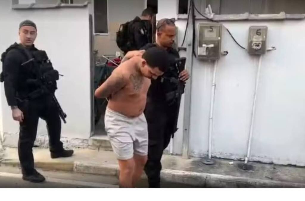 Operação policial no Rio investiga PMs suspeitos de ligação com o Comando Vermelho
