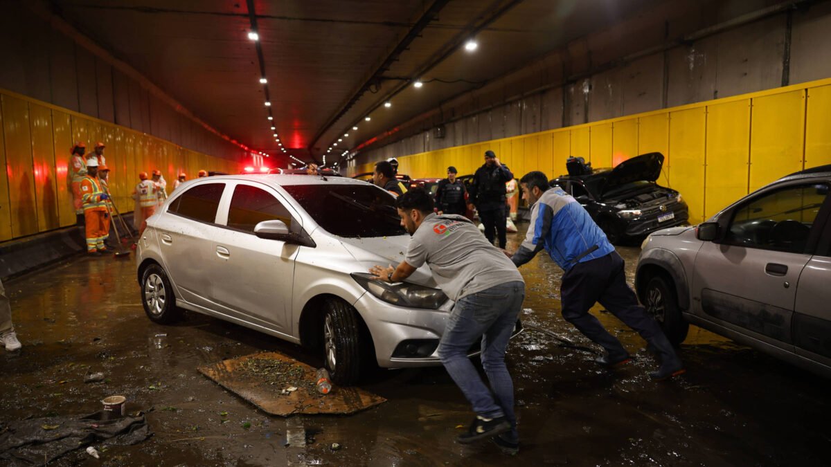 Promotoria cobra plano antienchente da Prefeitura de SP após temporal