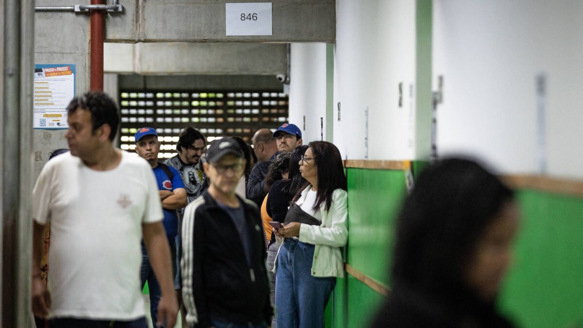 DPU investiga falhas no transporte gratuito após alta abstenção