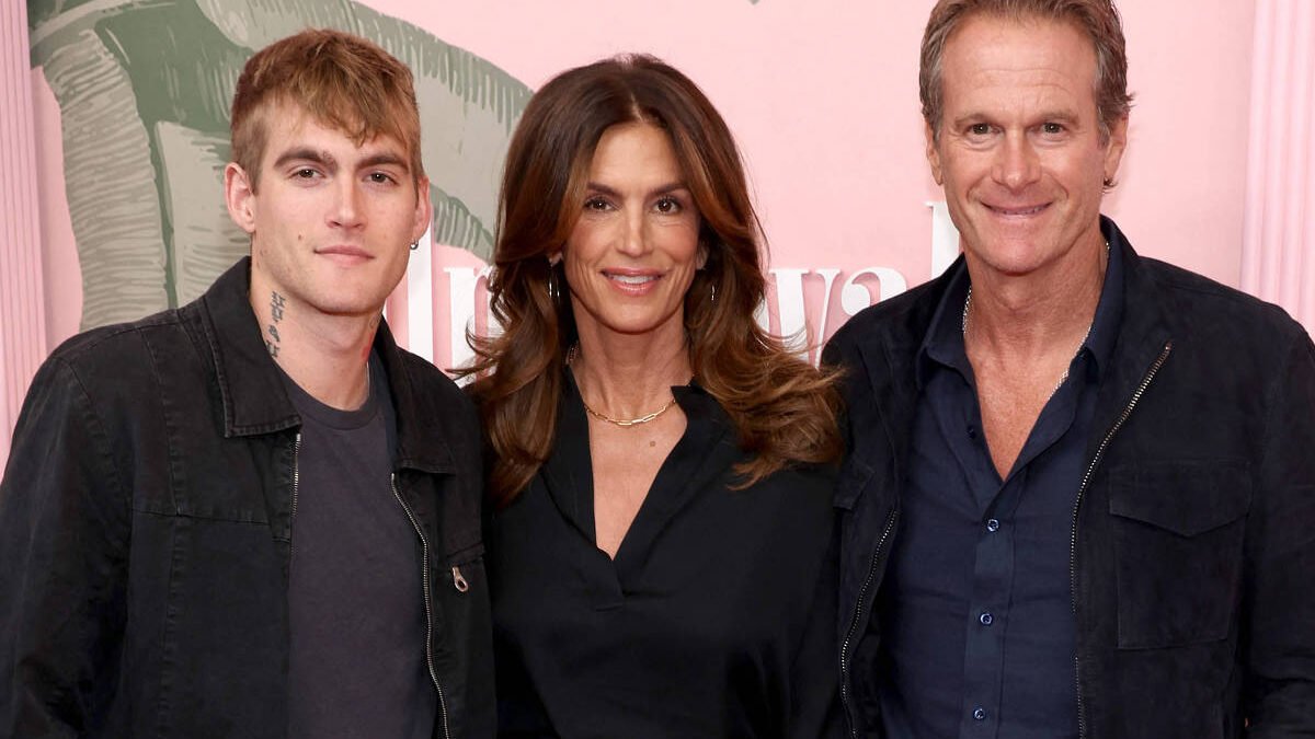 Cindy Crawford se pronuncia sobre a morte do filho Presley Gerber