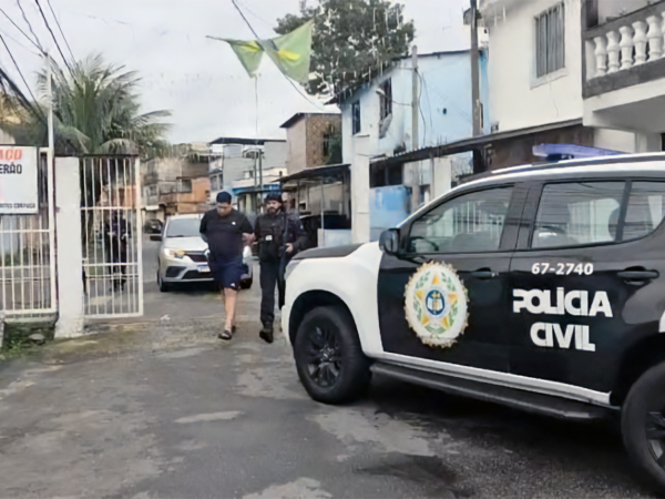 Operação policial combate roubo de cargas de remédios no RJ
