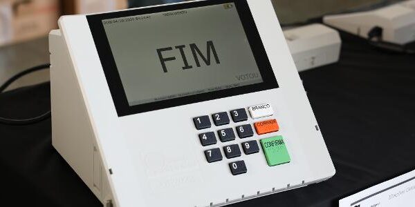 Acompanhe a cobertura completa das Eleições 2026 em tempo real