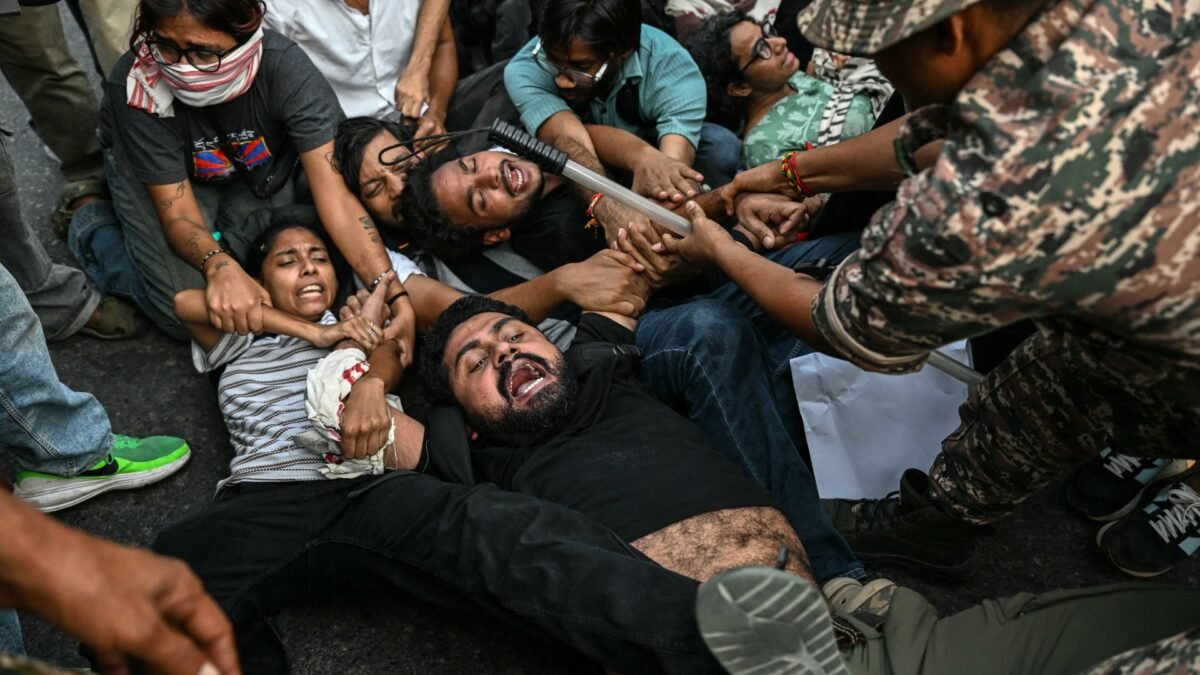 Oposição indiana protesta em Nova Délhi contra chefe eleitoral