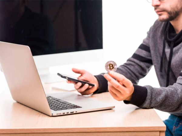Saiba como declarar criptomoedas no Imposto de Renda e evitar multas