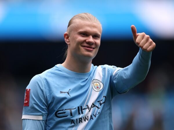 Liverpool e Manchester City renovam grande rivalidade na Inglaterra