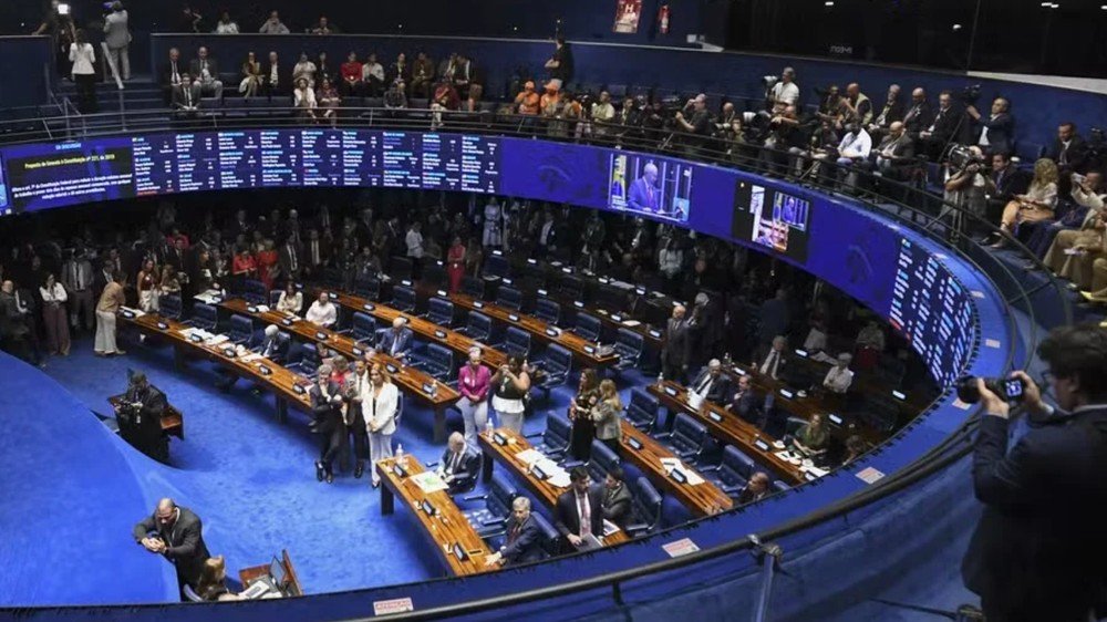 Oposição tenta incluir maioridade penal na PEC da Segurança