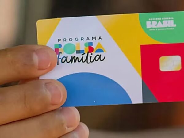 Proposta prevê transição de dois anos no Bolsa Família