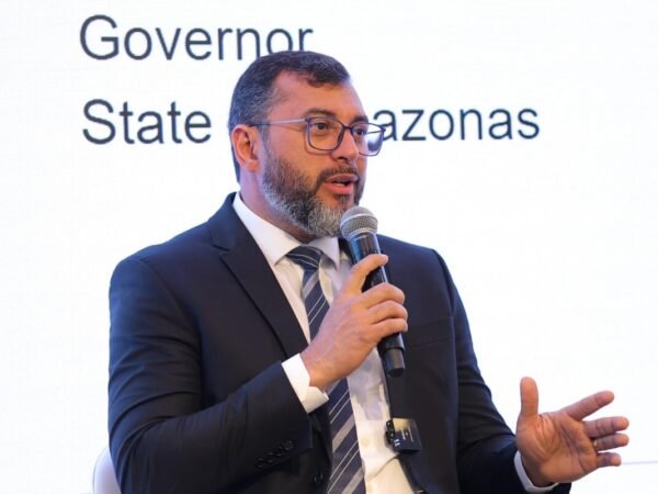 Polícia Federal investiga móveis pagos com dinheiro vivo no Amazonas
