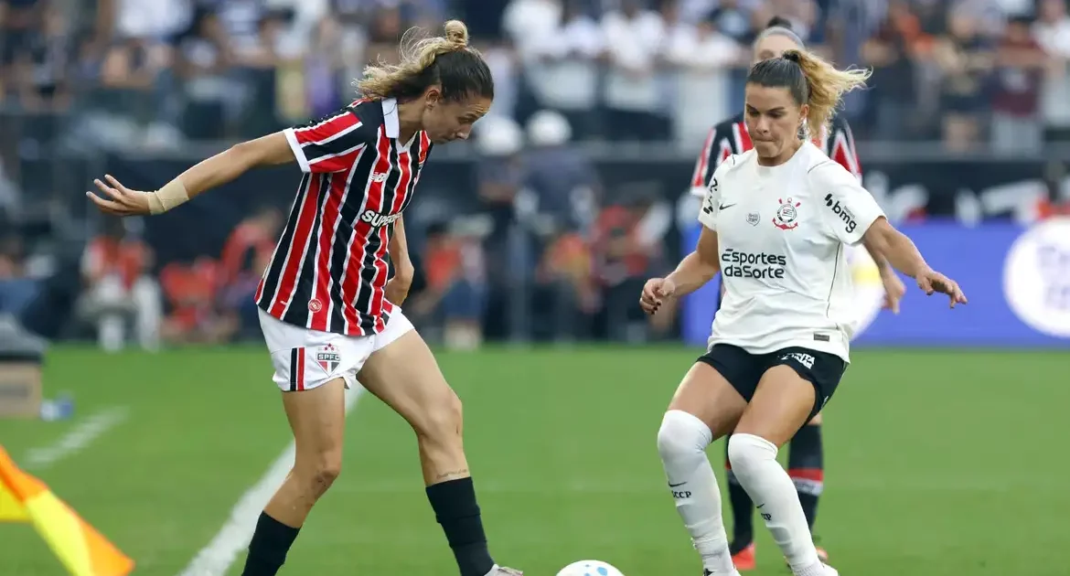 São Paulo e Corinthians disputam o título do Brasileirão Feminino