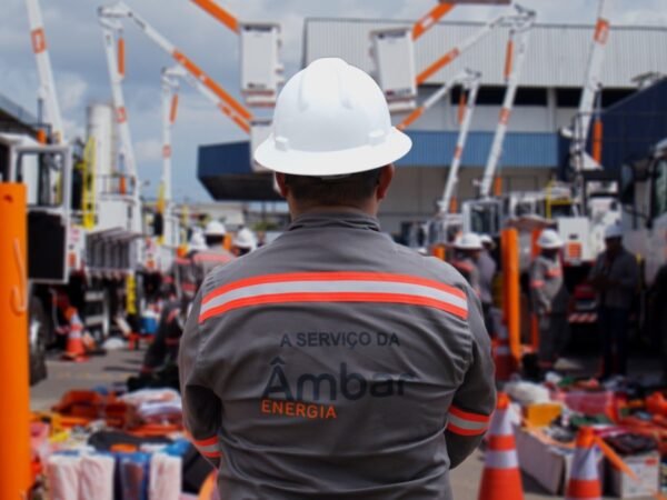 Manaus tem 11 pontos com corte de energia nesta terça-feira