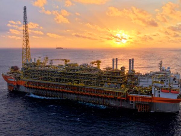 Produção brasileira de petróleo e gás sobe 2,6% em agosto