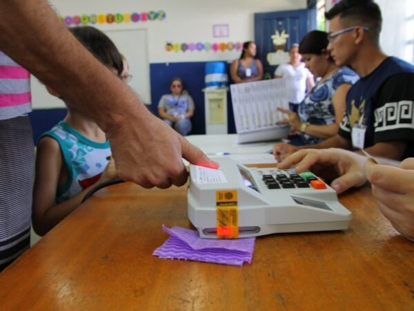 Sem biometria? Saiba como votar no pleito de 2026