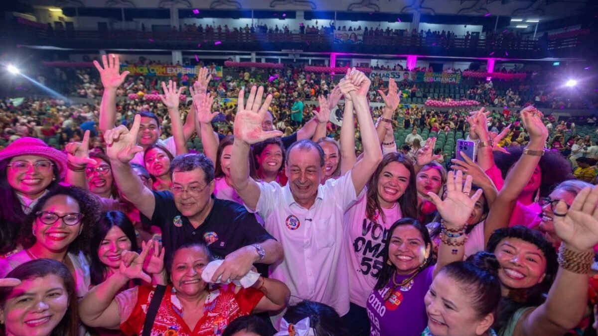Omar Aziz promete apoio a mães atípicas e novas maternidades no Amazonas