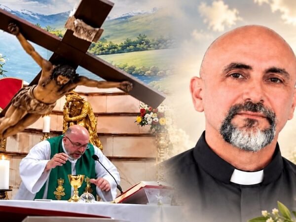 Padre morre após cruz cair sobre sua cabeça em missa ao vivo