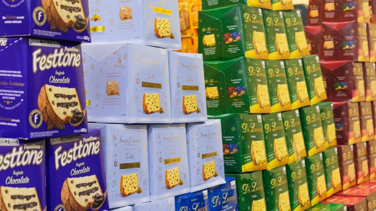 Panetones chegam aos mercados de Manaus a partir de R$ 11,99