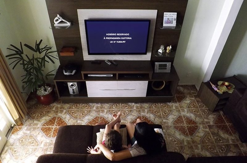 Maioria dos eleitores brasileiros ignorou o horário eleitoral na TV