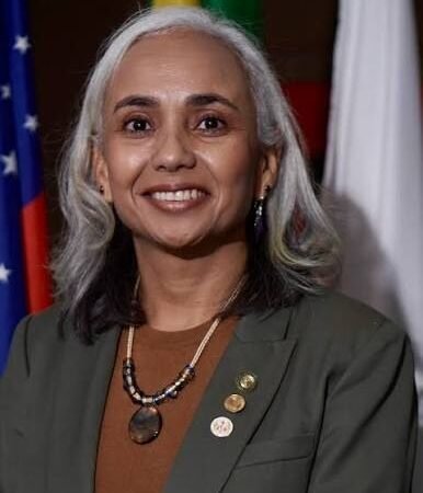Professora Tatiane Lima Aguiar assume superintendência do HUGV/Ufam