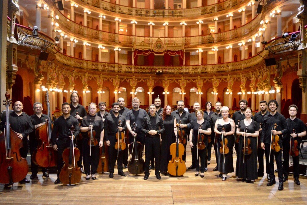 Teatro Amazonas recebe concerto especial com jovens músicos