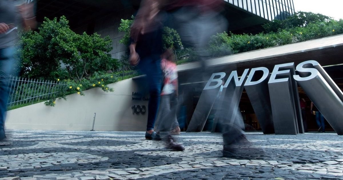 BNDES injeta R$ 2 bilhões em empresas do Amazonas desde 2023