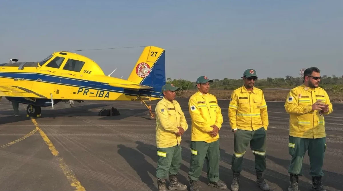 Manaus recebe seis aeronaves federais para combater queimadas