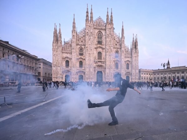 Europa tem protestos violentos contra o custo de vida
